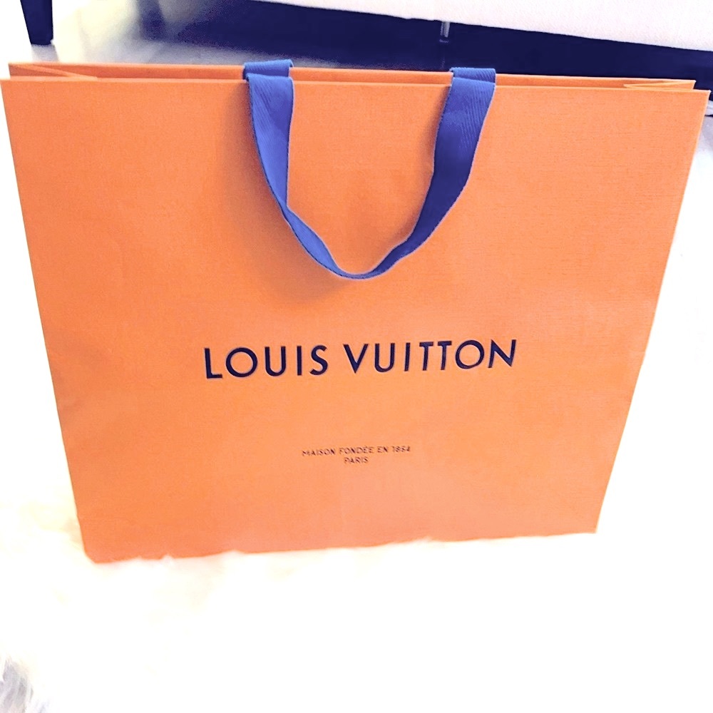 LV paper bag